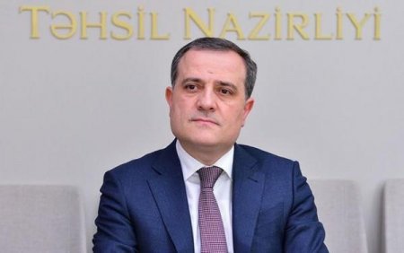 Nazir saxta diplomlu məktəb direktorunu işdən çıxardı