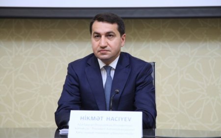 Hikmət Hacıyev: “Biz bütün təzyiqlərə sinə gəlməyə hazırıq”