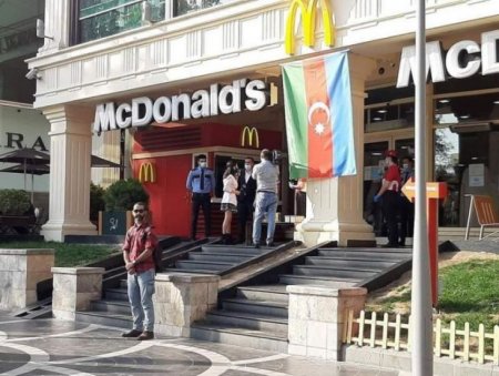 Azərbaycandan olan şirkət rəhbəri “McDonald’s”a görə xalqı təhqir etdi - FOTO