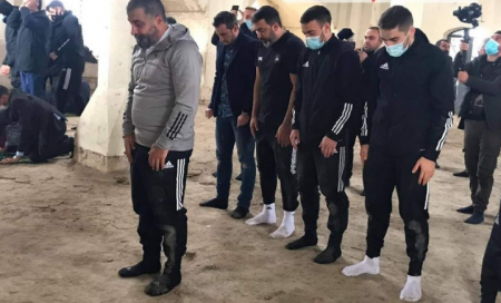 "Qarabağ"ın futbolçuları Ağdamdakı Cümə məscidində namaz qılıb