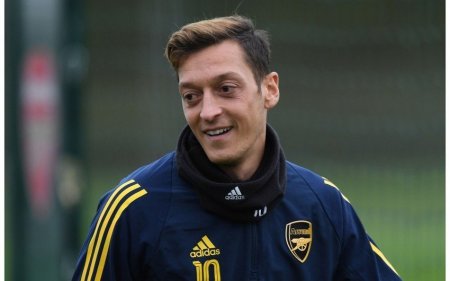 Mesut Özil "Fənərbağça"ya keçid üçün milyonlarla avrodan imtinaya hazırdır