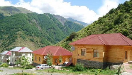 Azərbaycanda mülk üstündə silahlı toqquşma - 1 nəfər öldü, daha 2 nəfər...