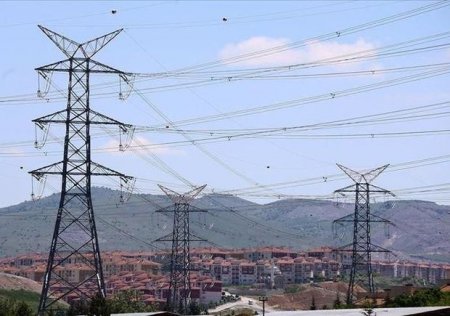 Türkiyədə təbii fəlakətdən əziyyət çəkənlər üç aylıq elektrik enerjisi ödənişlərindən azad olundu