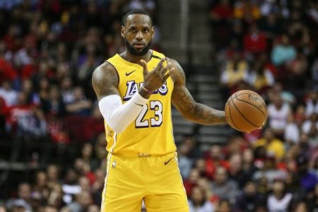 LeBron Ceyms NBA rekordunu qırdı