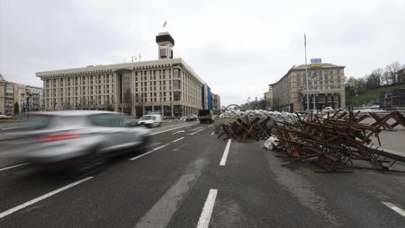 Kiyevdə yeni həyat - Fotolarda