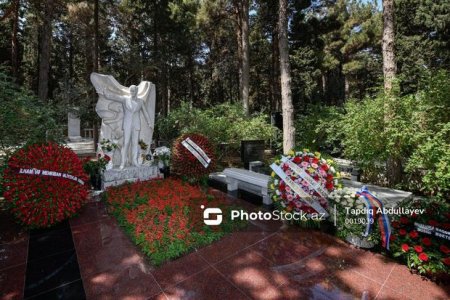 Müslüm Maqomayev yubileyində anıldı - FOTOREPORTAJ