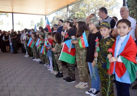 Şəhidlərin xatirəsinə həsr olunan anım mərasimləri keçirildi - FOTO/VİDEO