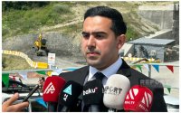 AAYDA rəsmisi: Ağsuçay vadisində 1186 metrlik unikal avtomobil körpüsünün tikintisi davam etdirilir