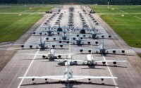 KİV: ABŞ-nin Yaponiyadakı aviabazasında partlayış olub, xəsarət alanlar var